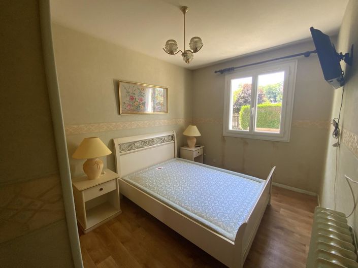 Image No.13-3 Bed House for sale