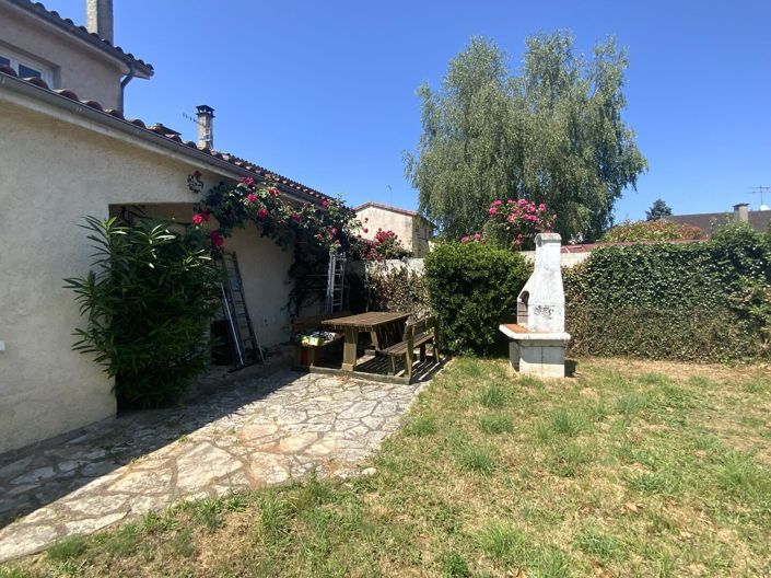 Image No.3-3 Bed House for sale