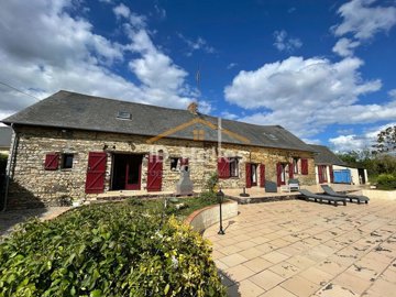 1 - Maine-et-Loire, House