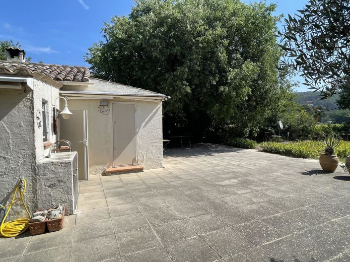 Image No.5-2 Bed House for sale