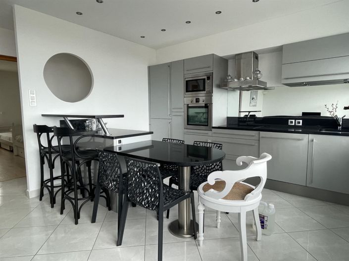 Image No.1-2 Bed Apartment for sale
