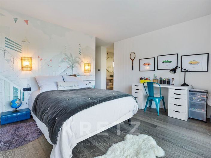 Image No.17-4 Bed Apartment for sale