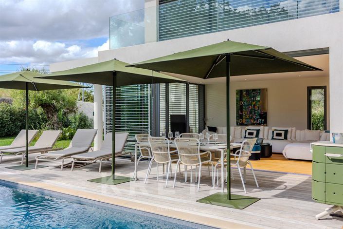 Image No.4-5 Bed Property for sale