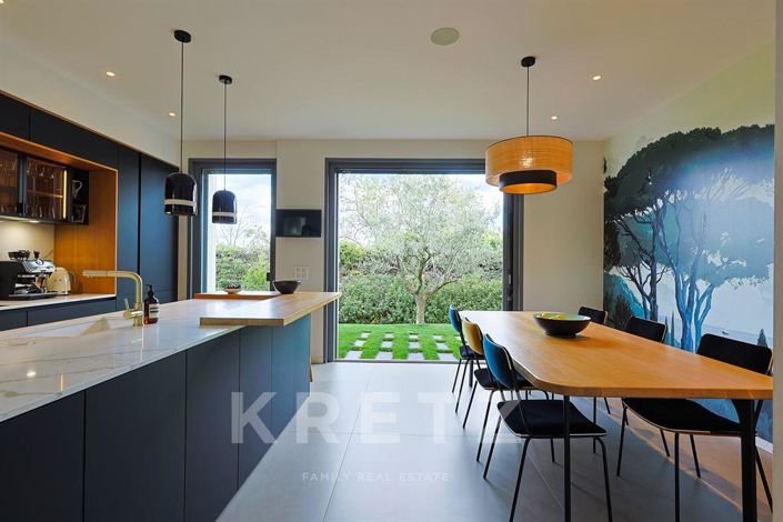 Image No.8-Propriété de 5 chambres à vendre à Bouches-du-Rhône