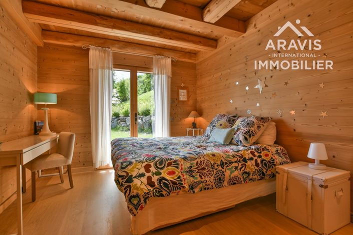 Image No.20-5 Bed House for sale