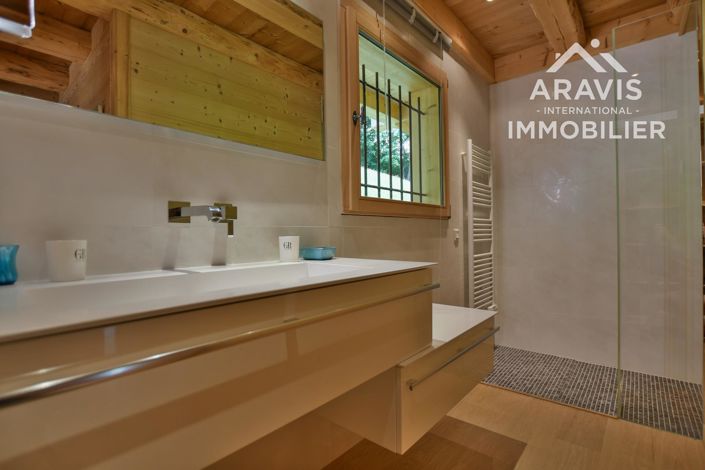 Image No.21-5 Bed House for sale