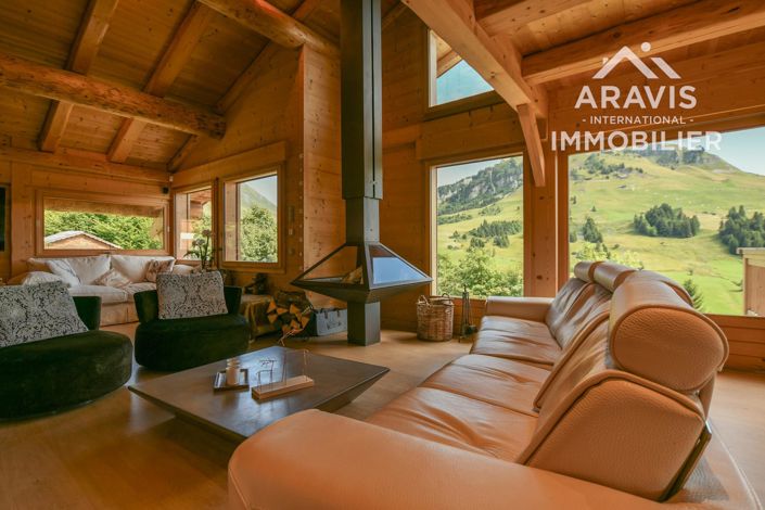 Image No.9-5 Bed House for sale