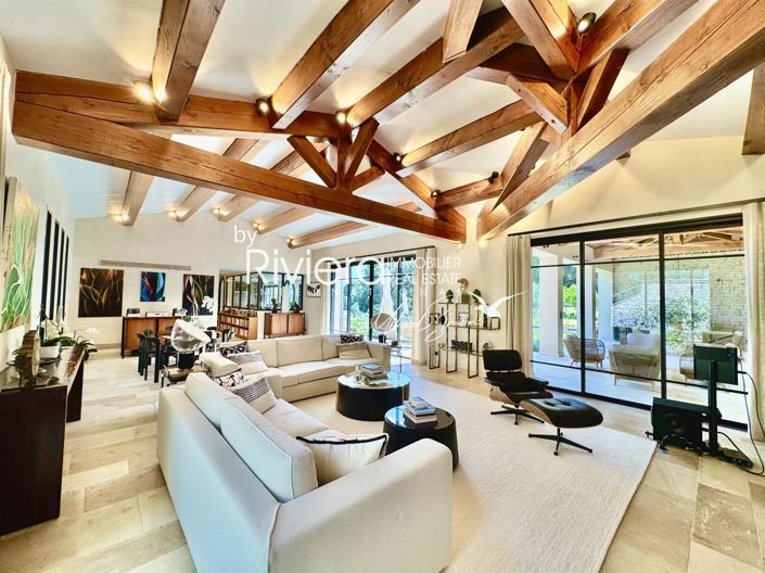 Image No.10-5 Bed House for sale