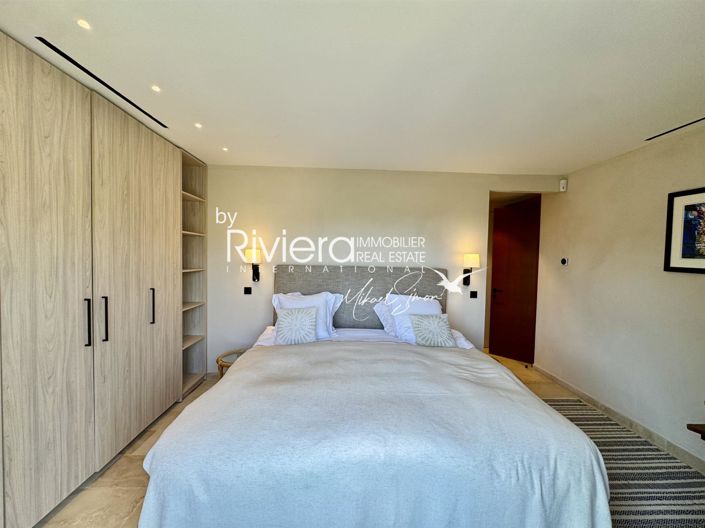 Image No.29-5 Bed House for sale