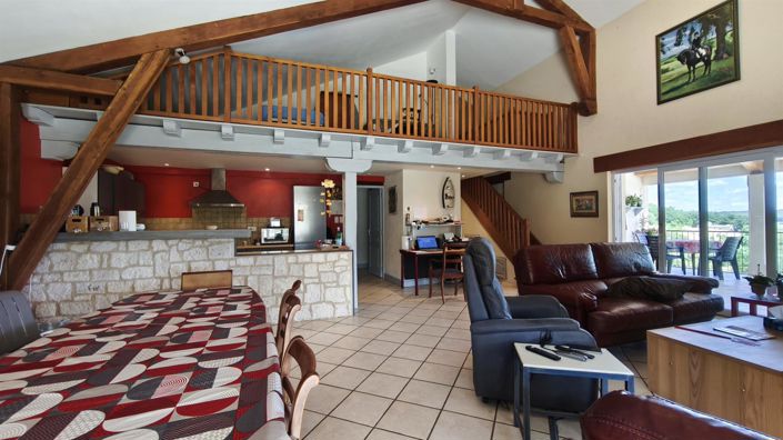 Image No.15-5 Bed House for sale