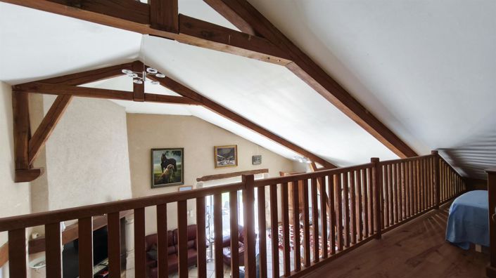 Image No.24-5 Bed House for sale