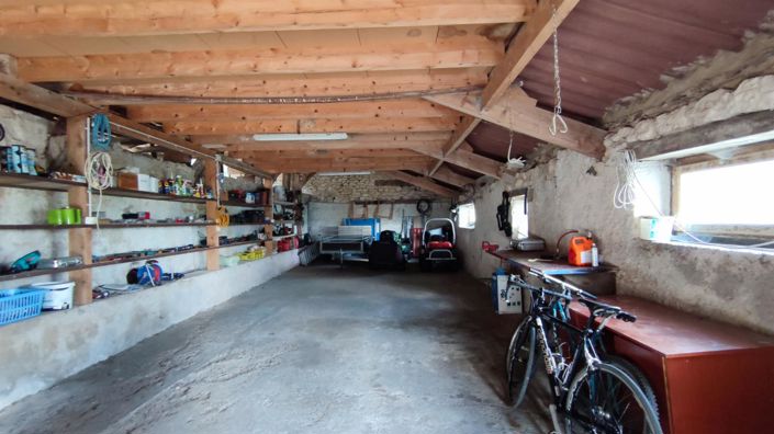 Image No.33-5 Bed House for sale