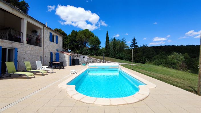 Image No.9-5 Bed House for sale