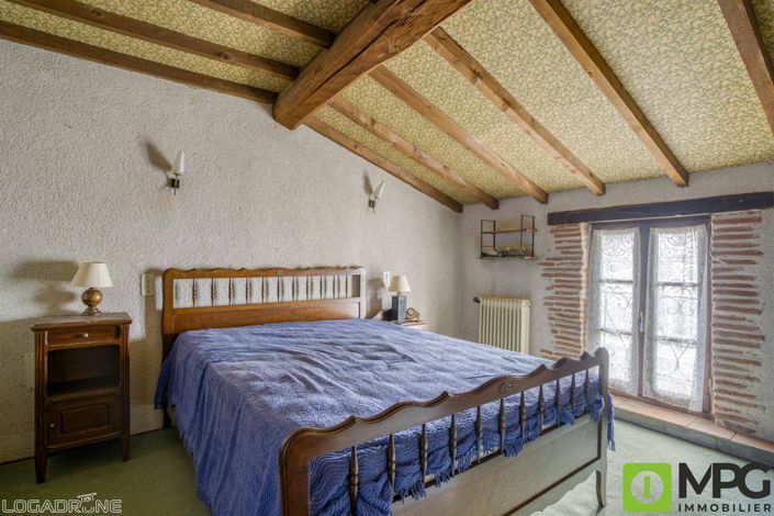 Image No.10-3 Bed House for sale