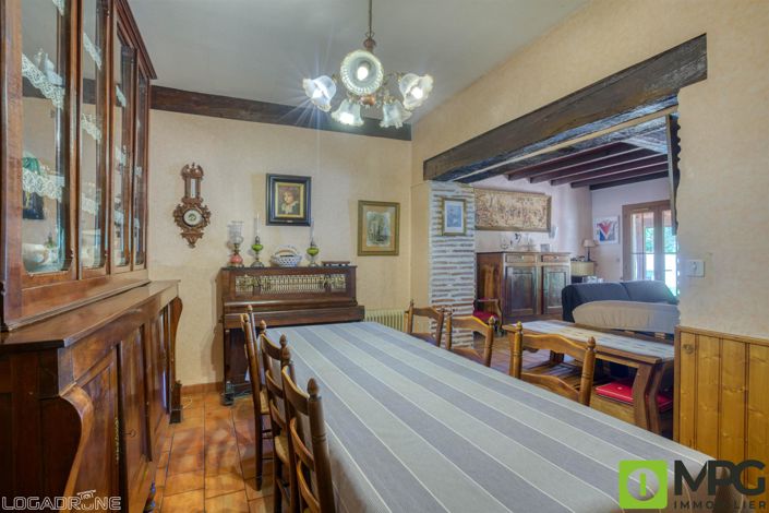 Image No.7-3 Bed House for sale