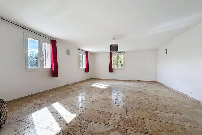 Image No.21-Maison de 5 chambres à vendre à Apt