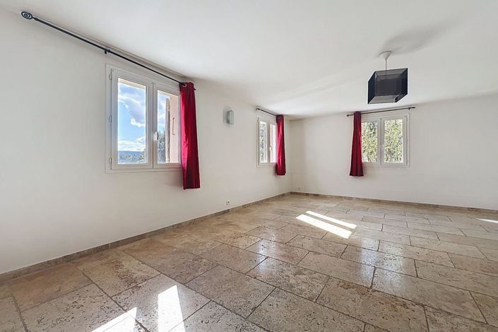 Image No.35-Maison de 5 chambres à vendre à Apt