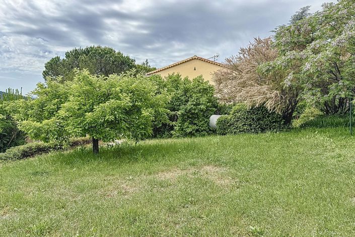 Image No.21-4 Bed House for sale