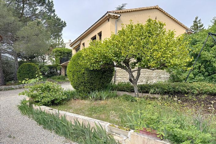 Image No.30-4 Bed House for sale