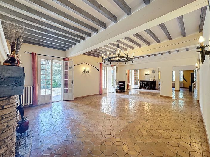 Image No.13-5 Bed House for sale