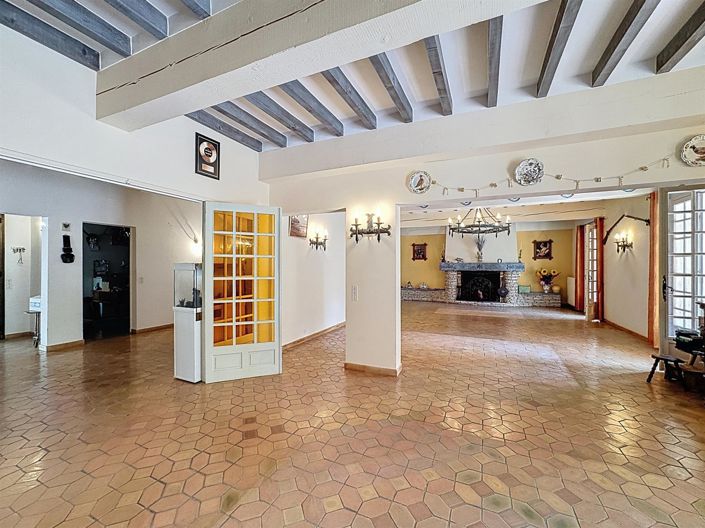 Image No.16-5 Bed House for sale