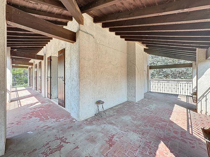 Image No.21-5 Bed House for sale