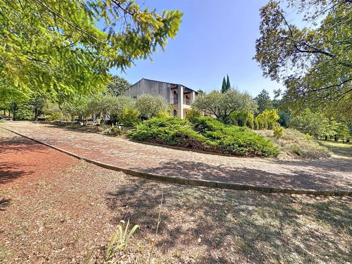 Image No.3-5 Bed House for sale