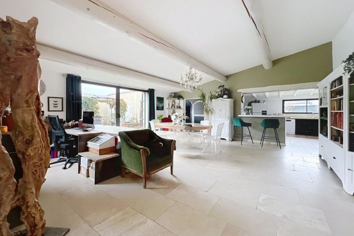 Image No.12-3 Bed House for sale