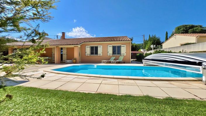 Image No.1-4 Bed House for sale