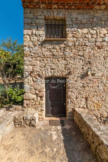 Image No.19-4 Bed House for sale