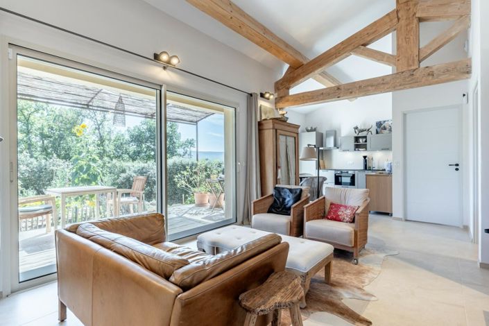 Image No.5-1 Bed House for sale