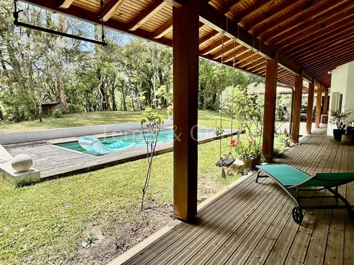 Image No.10-5 Bed House for sale