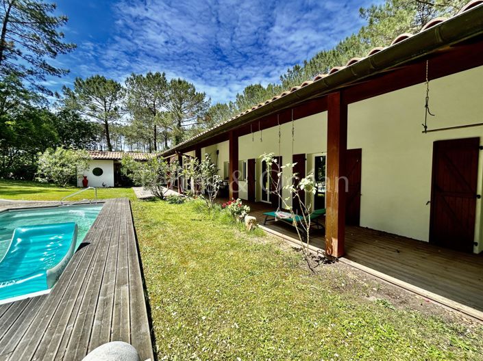 Image No.11-5 Bed House for sale