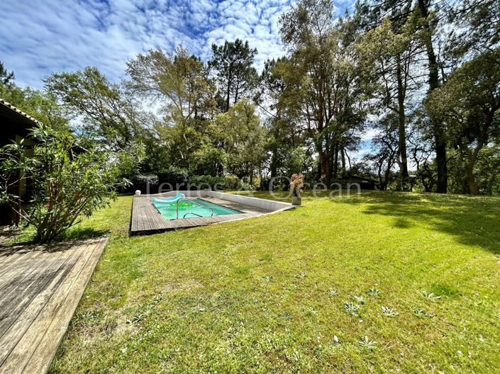 Image No.12-5 Bed House for sale