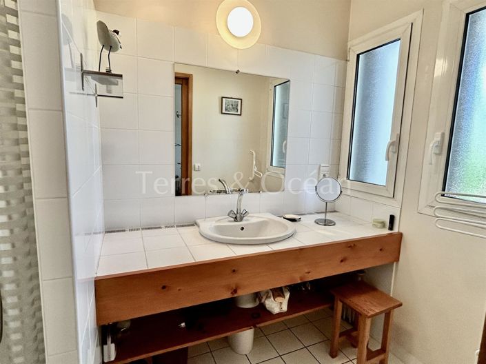 Image No.31-5 Bed House for sale