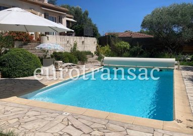 Maison de 3 chambres à vendre à Castelnau-de-Guers