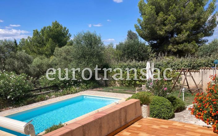 Image No.11-3 Bed House for sale