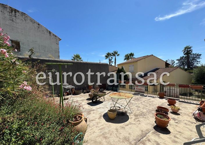 Image No.1-4 Bed House for sale