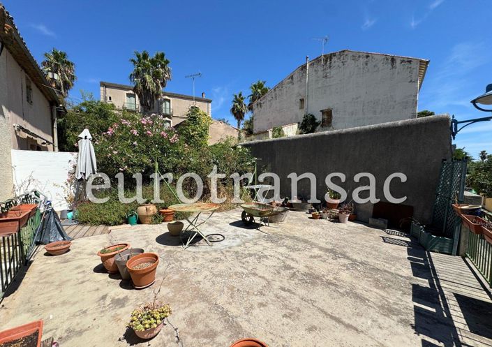 Image No.18-4 Bed House for sale