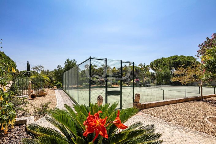 Image No.3-4 Bed House for sale