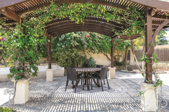 Image No.40-4 Bed House for sale