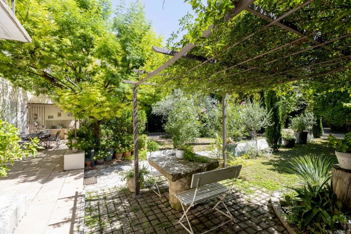 Image No.3-6 Bed House for sale