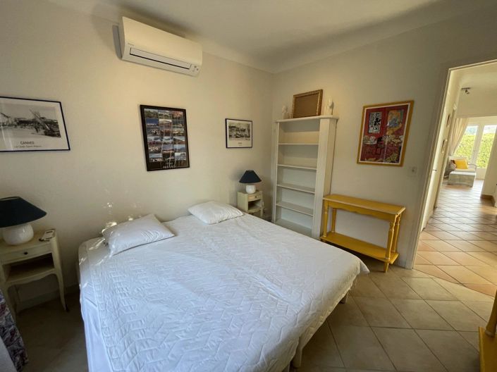 Image No.17-2 Bed House for sale