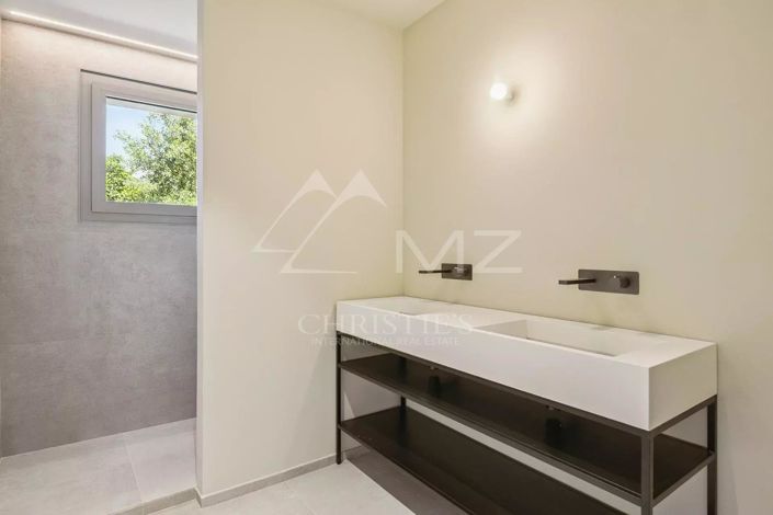 Image No.7-House for sale