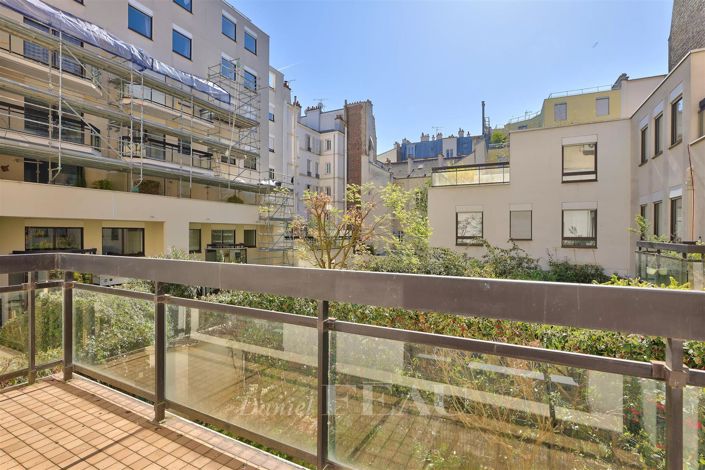 Image No.33-5 Bed House for sale