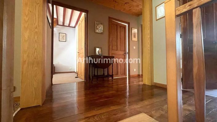 Image No.8-House for sale