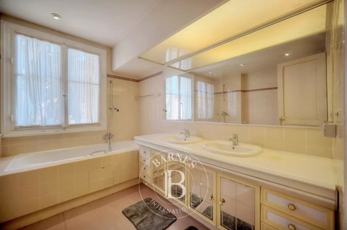 Image No.18-Maison de 8 chambres à vendre à Cannes