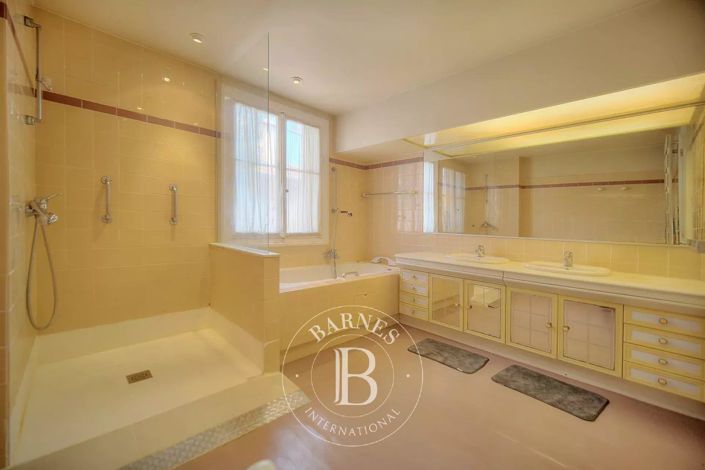 Image No.19-Maison de 8 chambres à vendre à Cannes