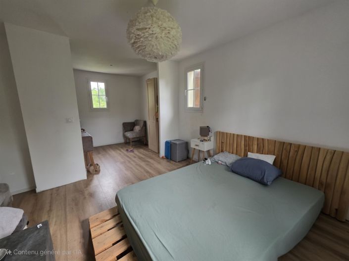 Image No.5-4 Bed House for sale