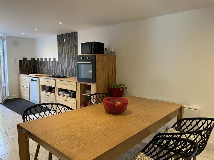 Image No.6-4 Bed House for sale